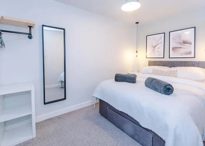 Lincoln House 2 Bedroom Buxton By Assured Stays