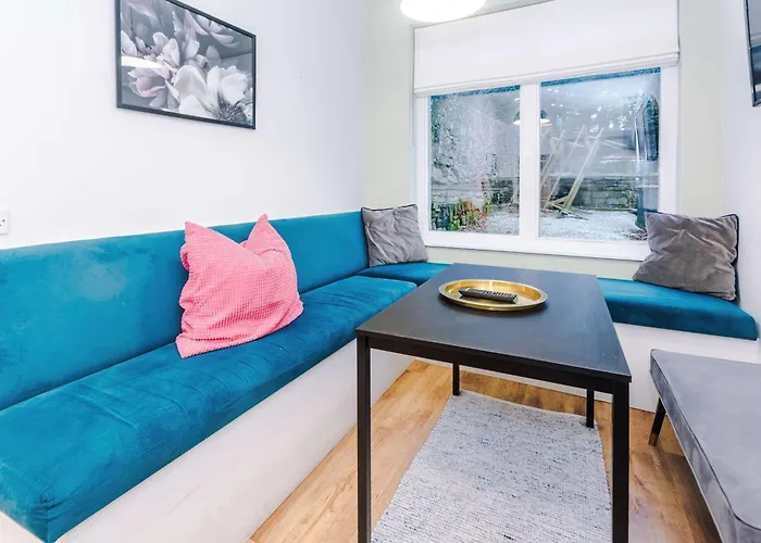 Lincoln House 2 Bedroom Buxton By Assured Stays
